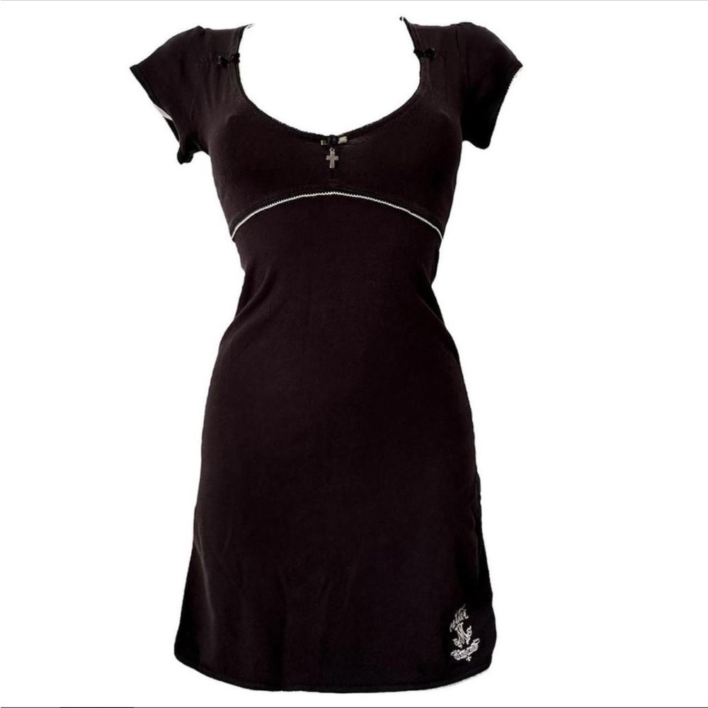 Black Short Sleeve Dress